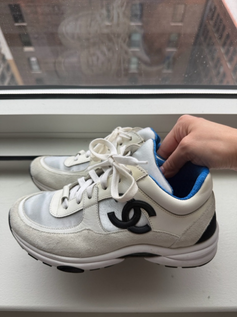 Chanel Cream & Black  Logo Trainer - Picture 4 of 7